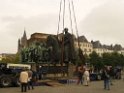 Reiterdenkmal kehrt zurueck auf dem Heumarkt P14